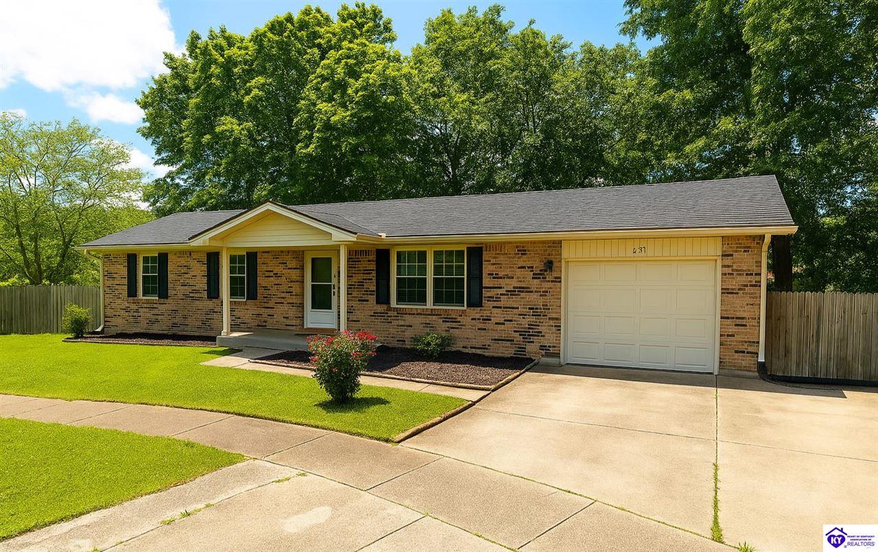 806 Yates Drive photo 1