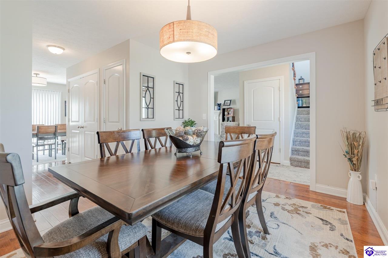 200 Riley Way photo 7