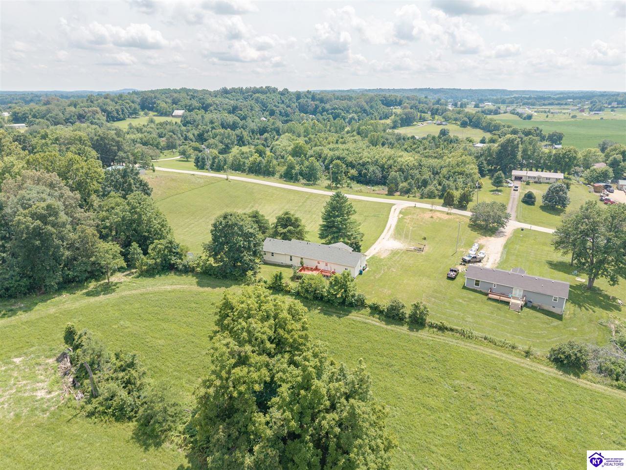 100 Lake Drive photo 25