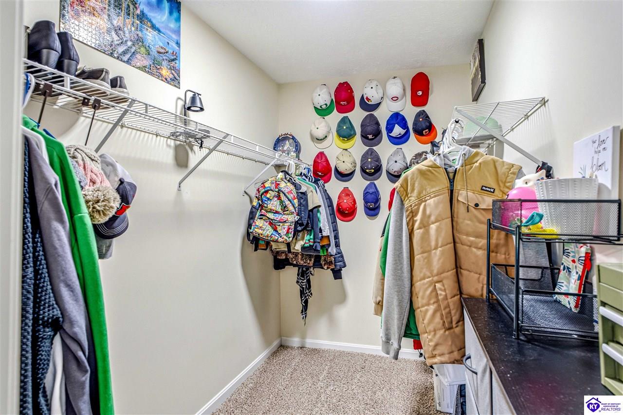 107 Clover Court photo 21