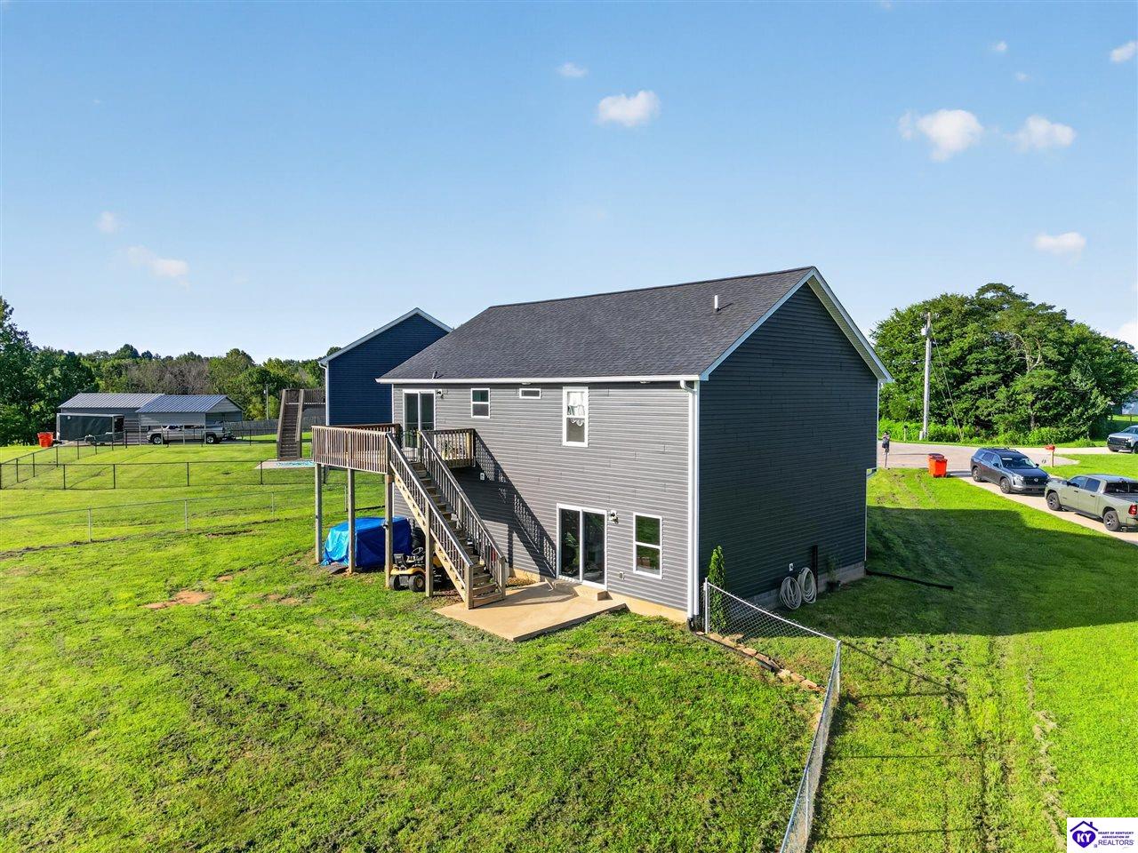 580 House Lane photo 31