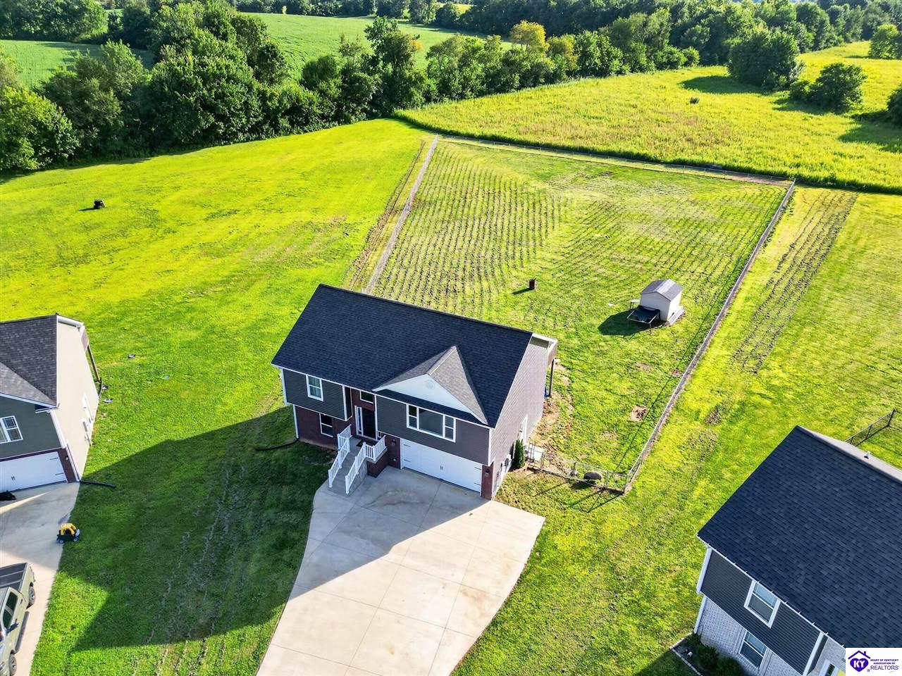 580 House Lane photo 34