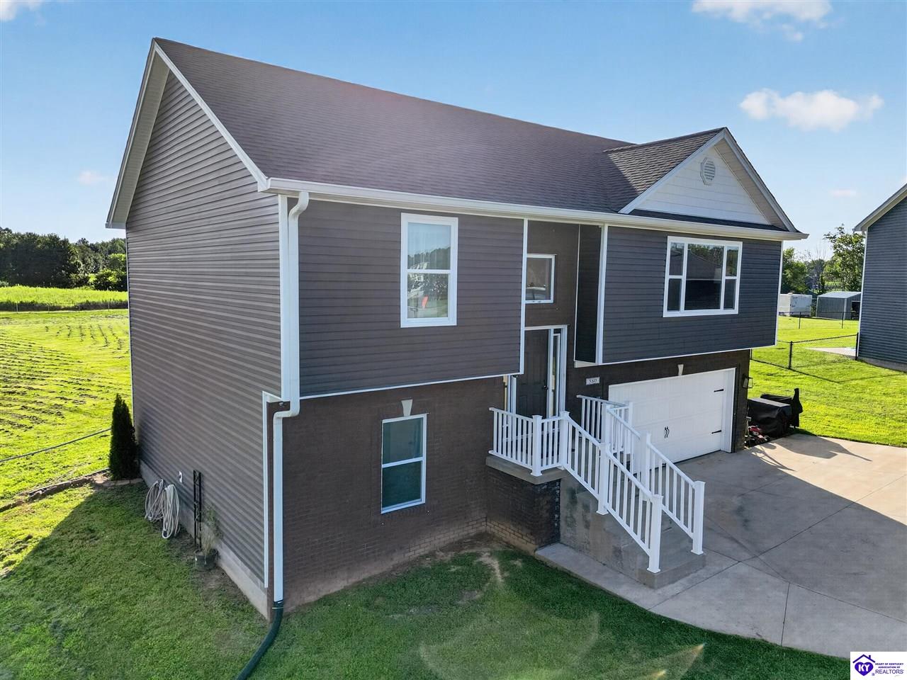580 House Lane photo 4