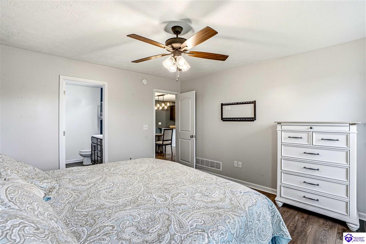 129 Molly Way photo 18
