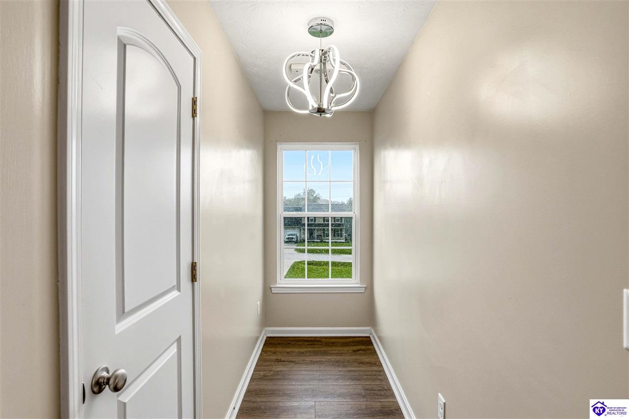 129 Molly Way photo 23