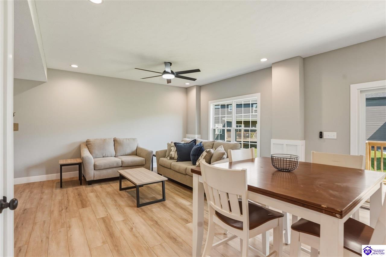 37 D Wayne Circle photo 15