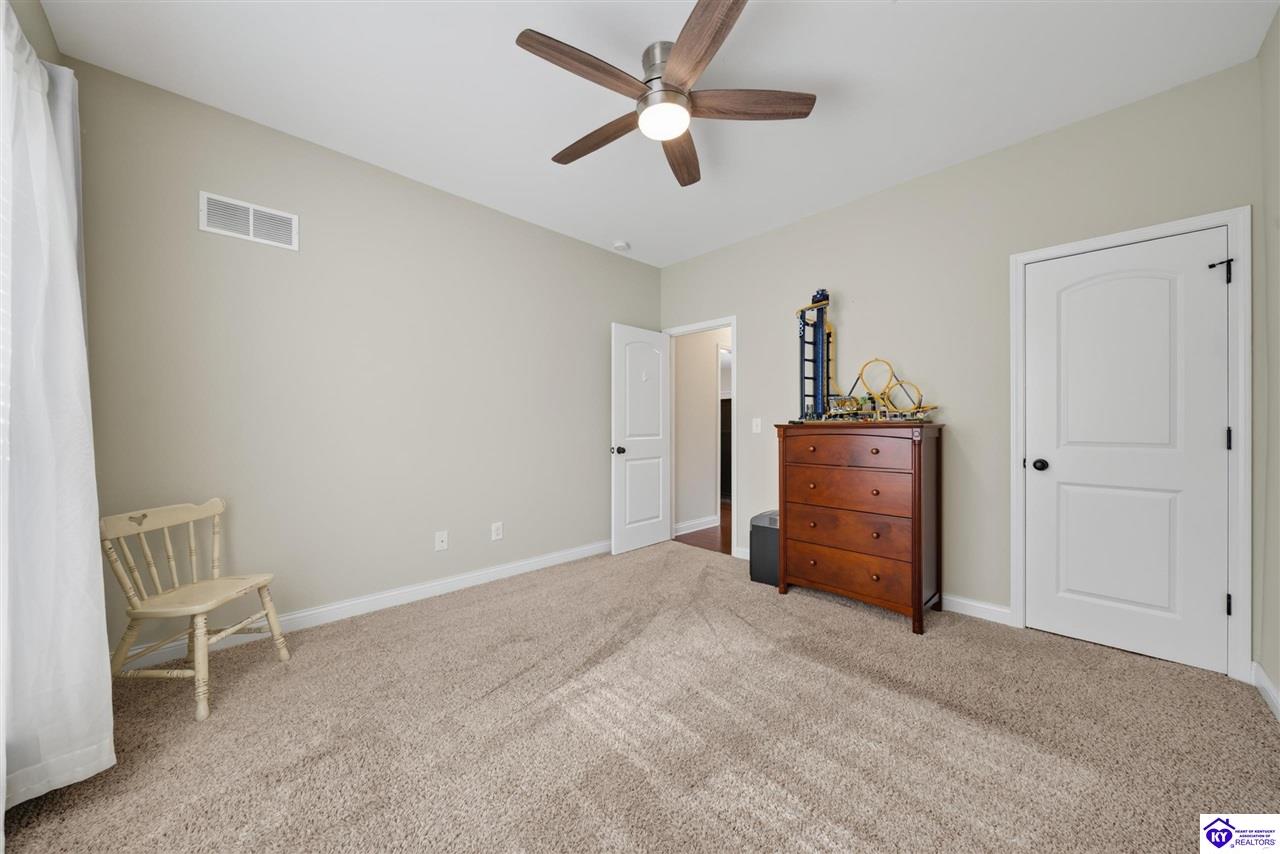 358 Vineland Place Drive photo 18