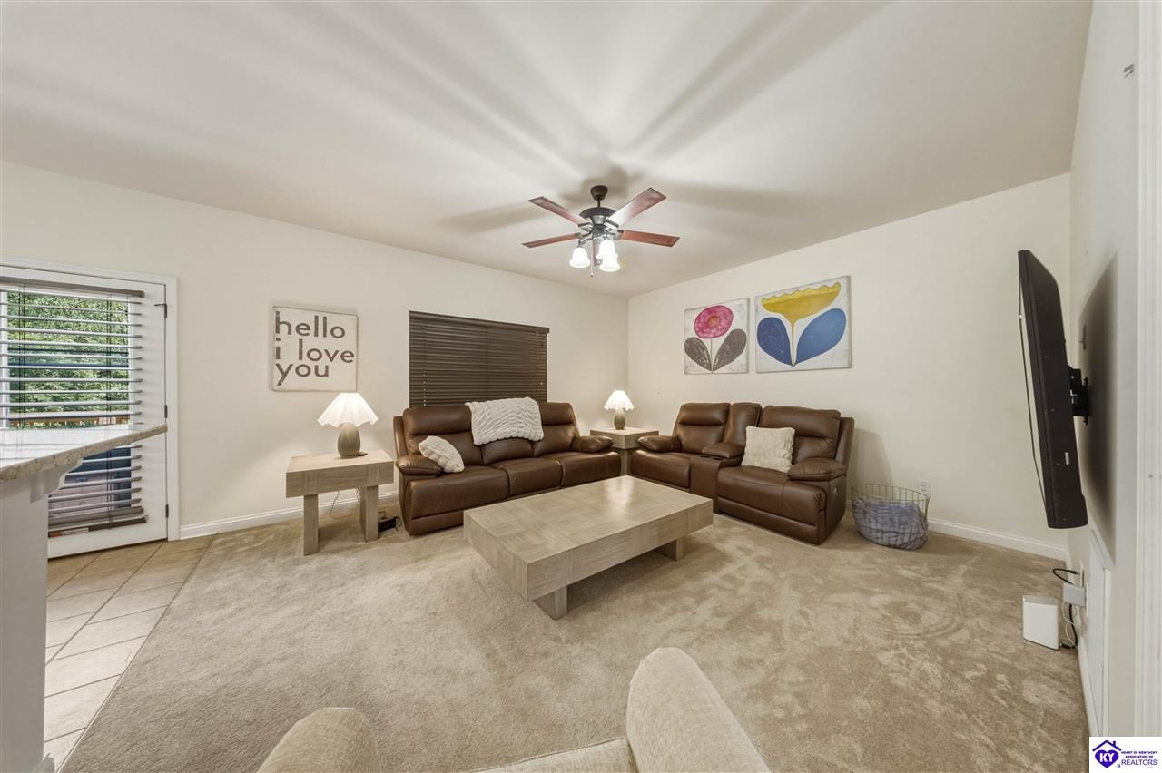 122 Vineland Parkway photo 10