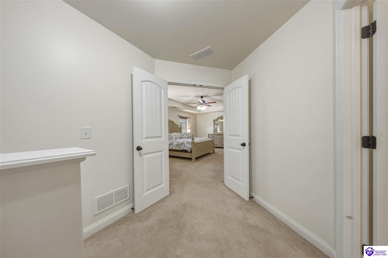 122 Vineland Parkway photo 19