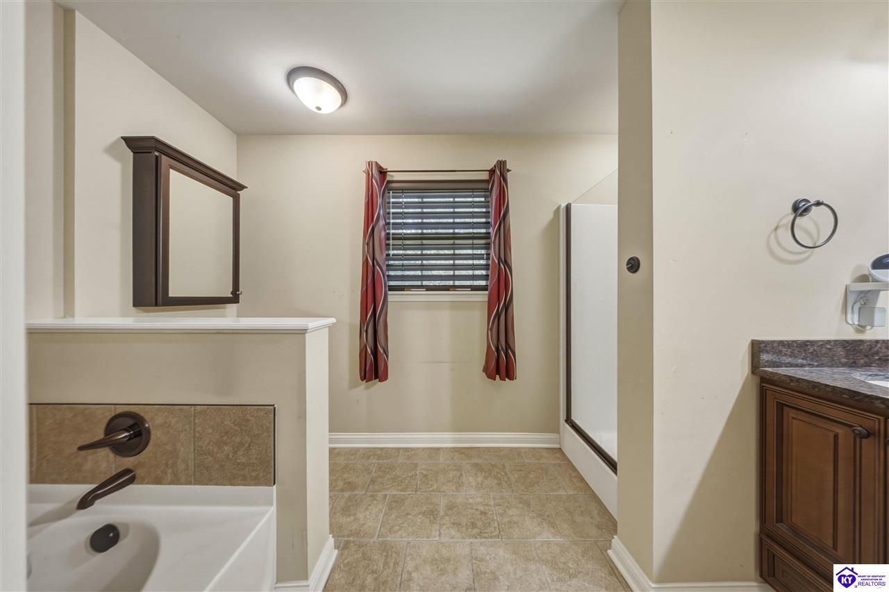 122 Vineland Parkway photo 24
